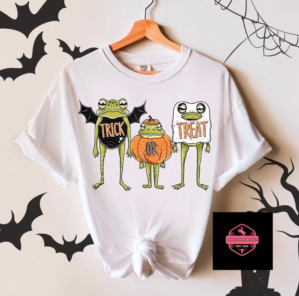Halloween Frog Trio Tee | Trick-or-Treat Costume Graphic Shirt