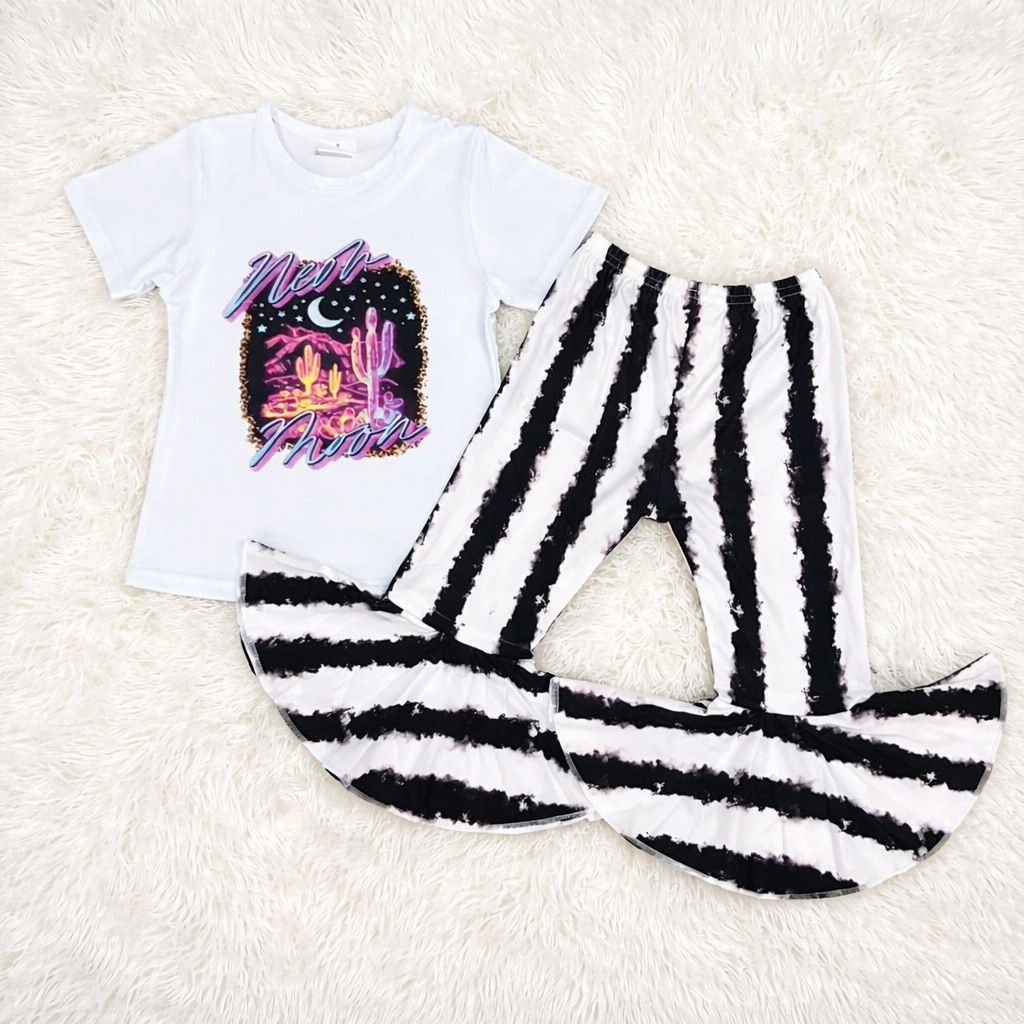 Neon Moon Bell Set