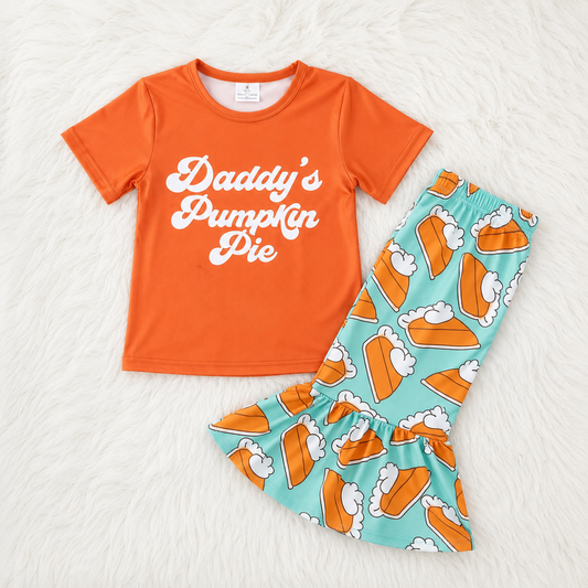 Daddy’s Pumpkin Bell Set